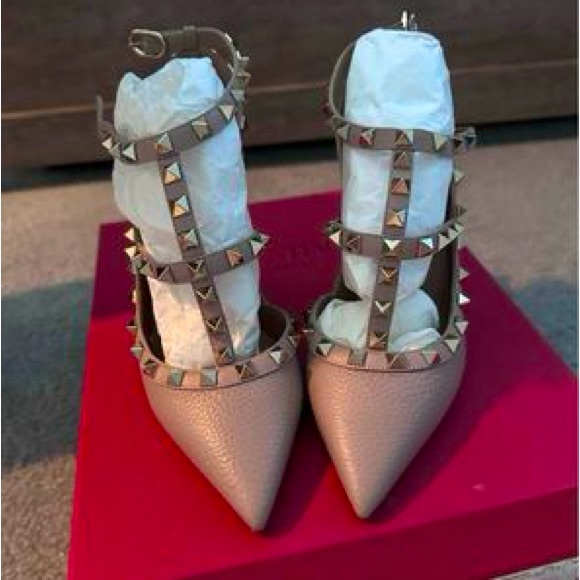 Valentino Garavani Rockstud Ankle Strap Heels - Nude - Picture 1 of 4
